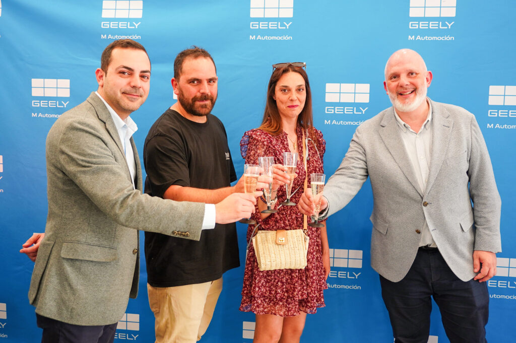 GEELY M AUTOMOCIÓN - PRIMERA ENTREGA